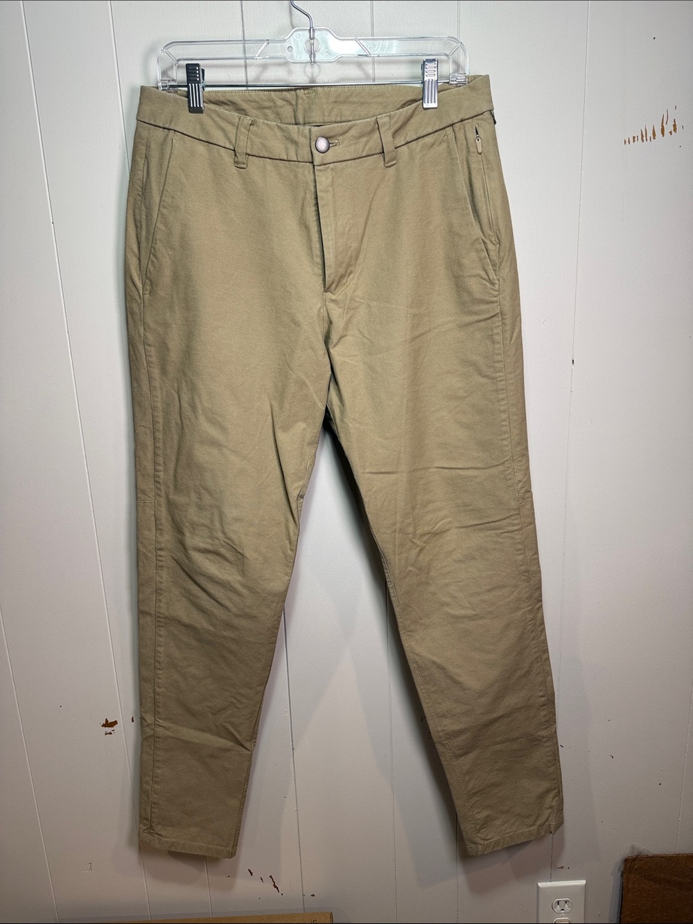 Lululemon Men's ABC Tan Chino Pants